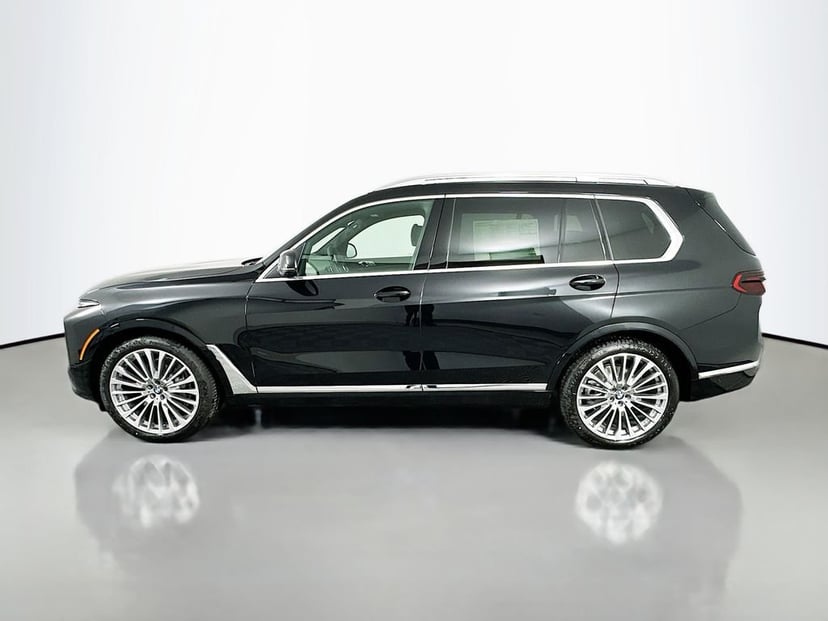 2026 BMW X7 - Image 8