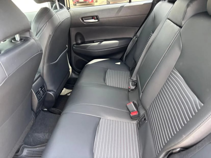 2025 Toyota Corolla Cross - Image 26