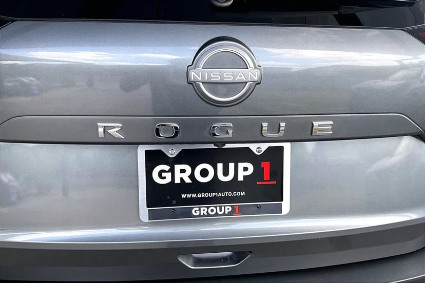 2023 Nissan Rogue - Image 10