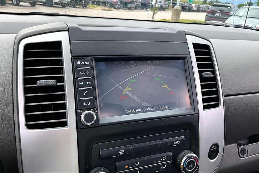 2019 Nissan Frontier - Image 27
