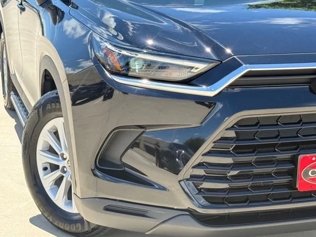 2026 Toyota Grand Highlander - Image 3