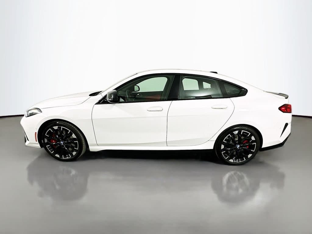 2025 BMW 2 Series - Image 8