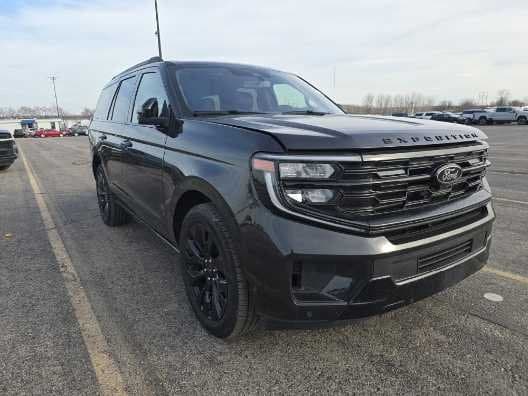 2025 Ford Expedition - Image 2