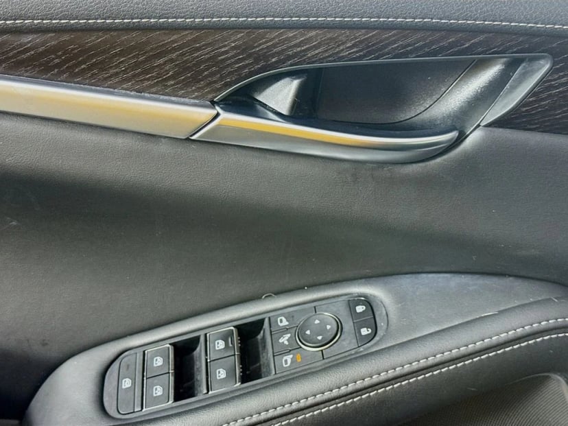 2023 INFINITI QX60 - Image 20