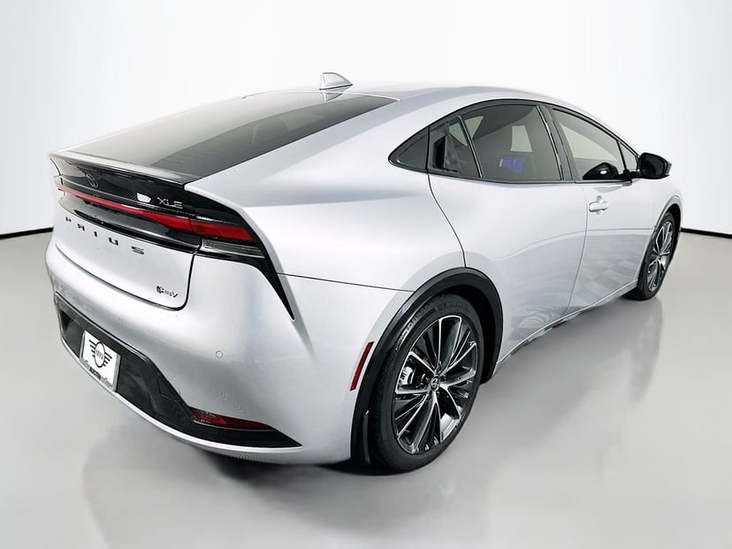 2023 Toyota Prius - Image 5