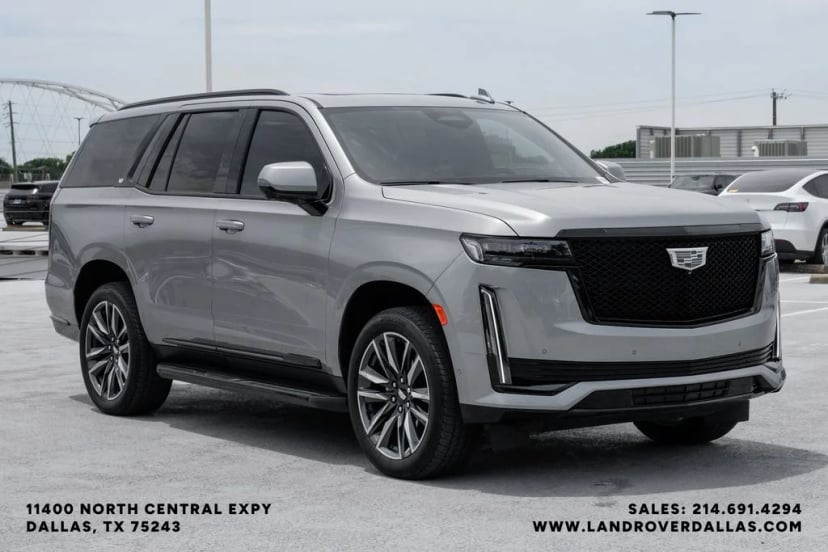 2023 Cadillac Escalade - Image 6