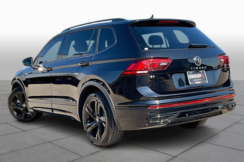 2024 Volkswagen Tiguan - Image 12