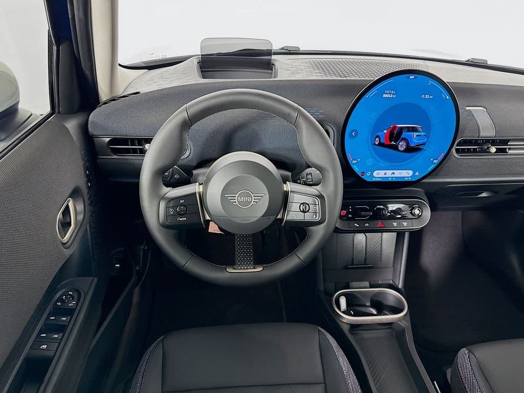 2025 MINI Cooper - Image 18