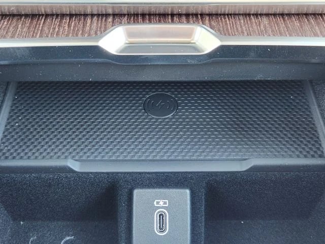 2026 Land Rover Range Rover - Image 14