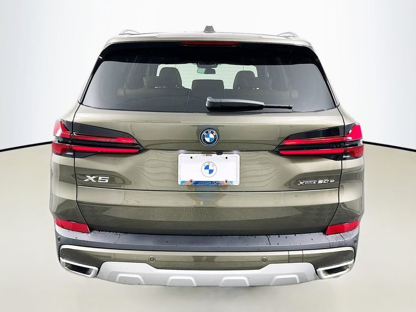 2026 BMW X5 - Image 6