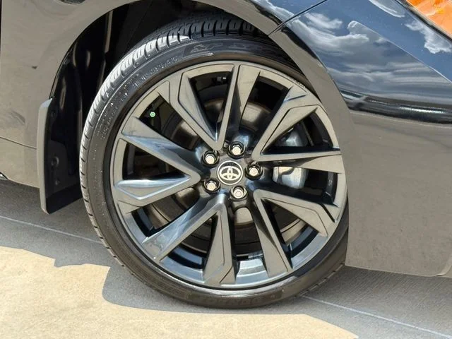 2025 Toyota Corolla - Image 2