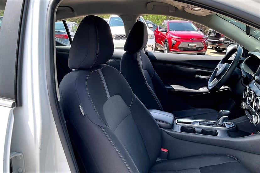 2022 Nissan Sentra - Image 9
