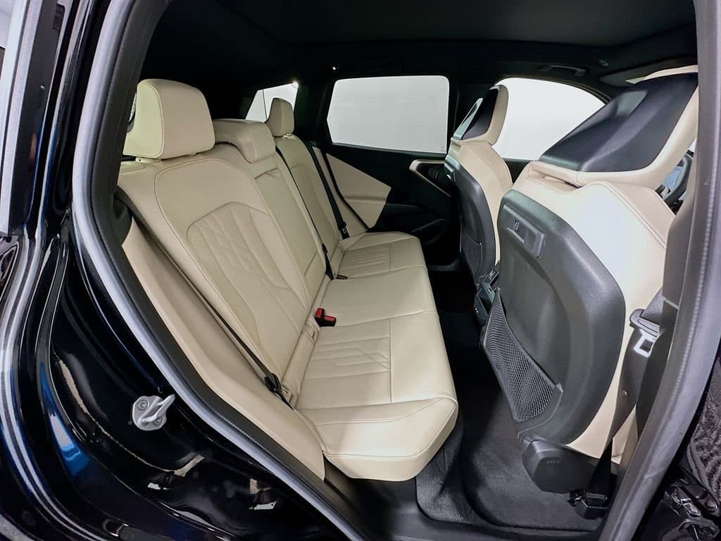2025 BMW X3 - Image 26