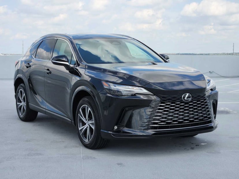 2023 Lexus RX 350 - Image 3