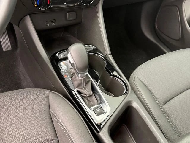 2025 Buick Encore GX - Image 18