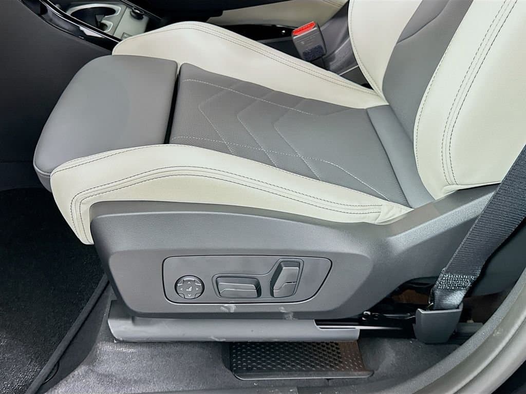 2026 BMW X1 - Image 21