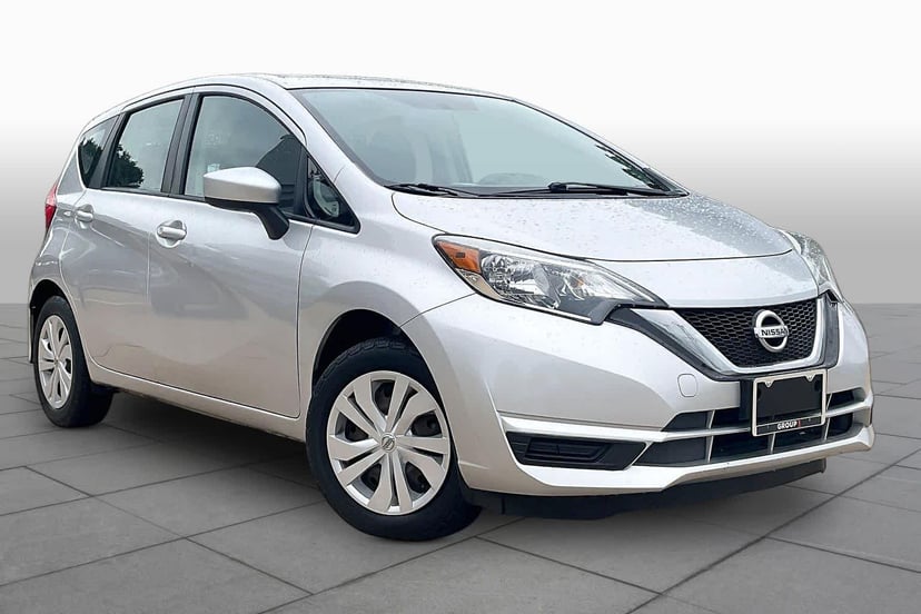 2017 Nissan Versa Note - Image 3