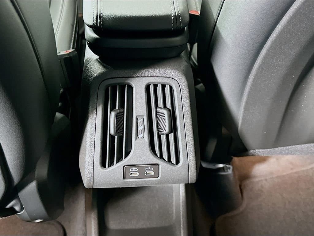 2026 BMW X1 - Image 18