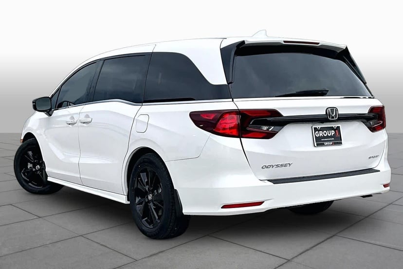2024 Honda Odyssey - Image 12