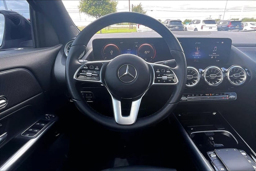 2023 Mercedes-Benz GLA 250 - Image 6