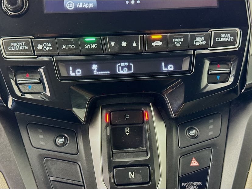 2019 Honda Odyssey - Image 17