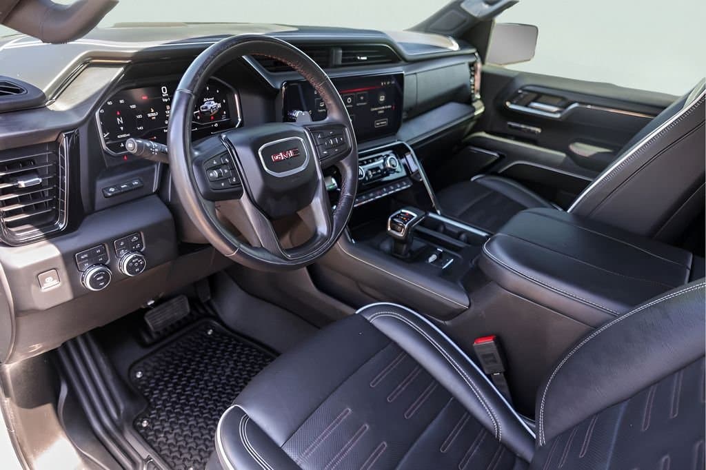 2024 GMC Sierra 1500 - Image 13