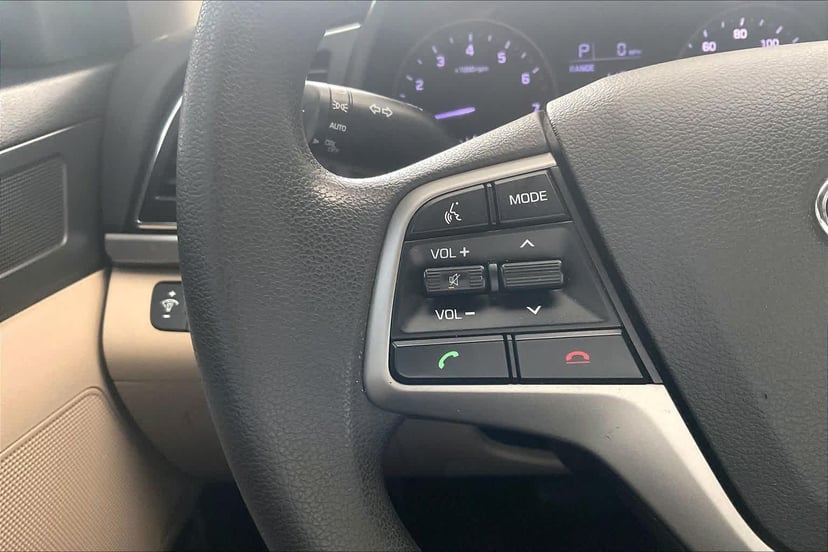 2017 Hyundai Elantra - Image 24