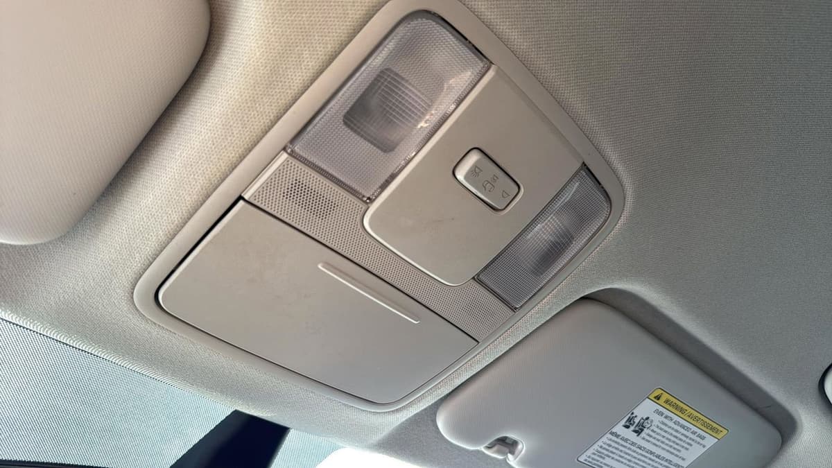 2020 Kia Forte - Image 16