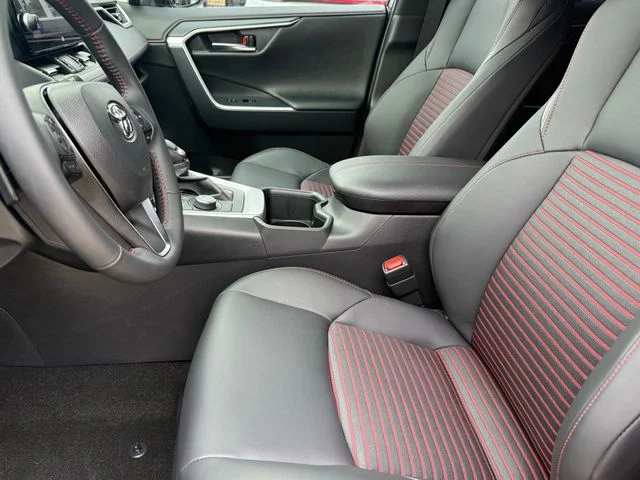 2025 Toyota RAV4 Plug-In Hybrid - Image 10