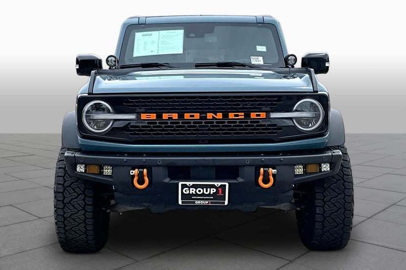 2021 Ford Bronco - Image 2