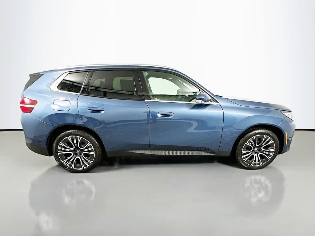 2026 BMW X3 - Image 4