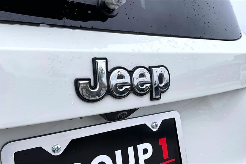 2017 Jeep Renegade - Image 31