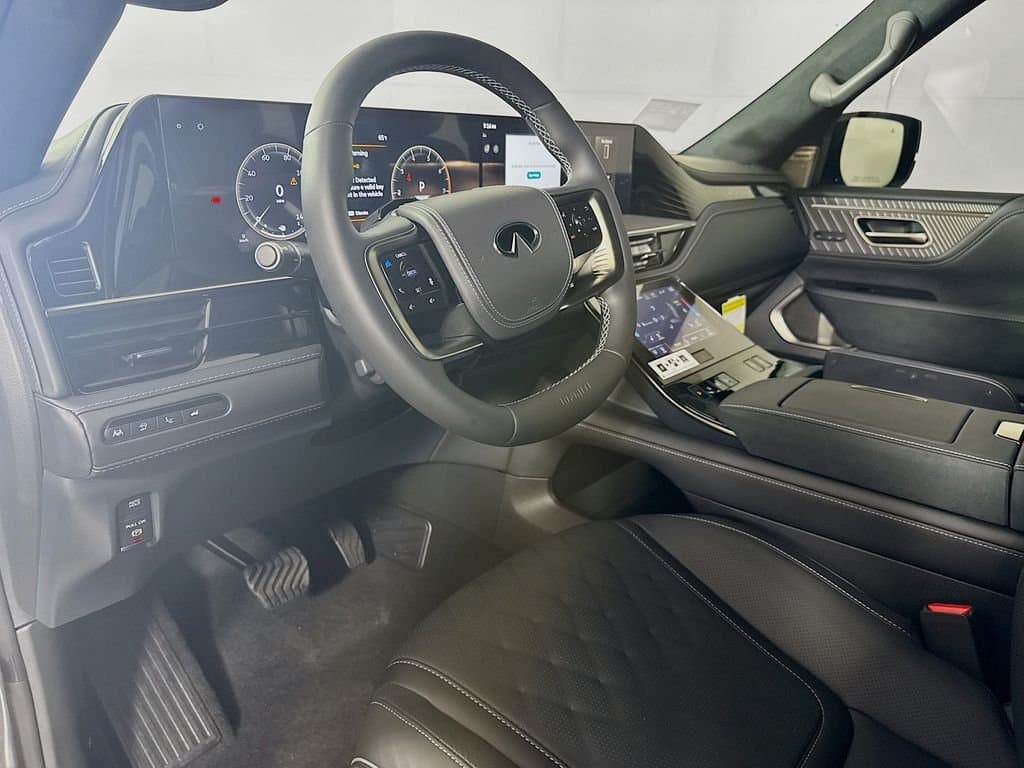 2026 INFINITI QX80 - Image 9