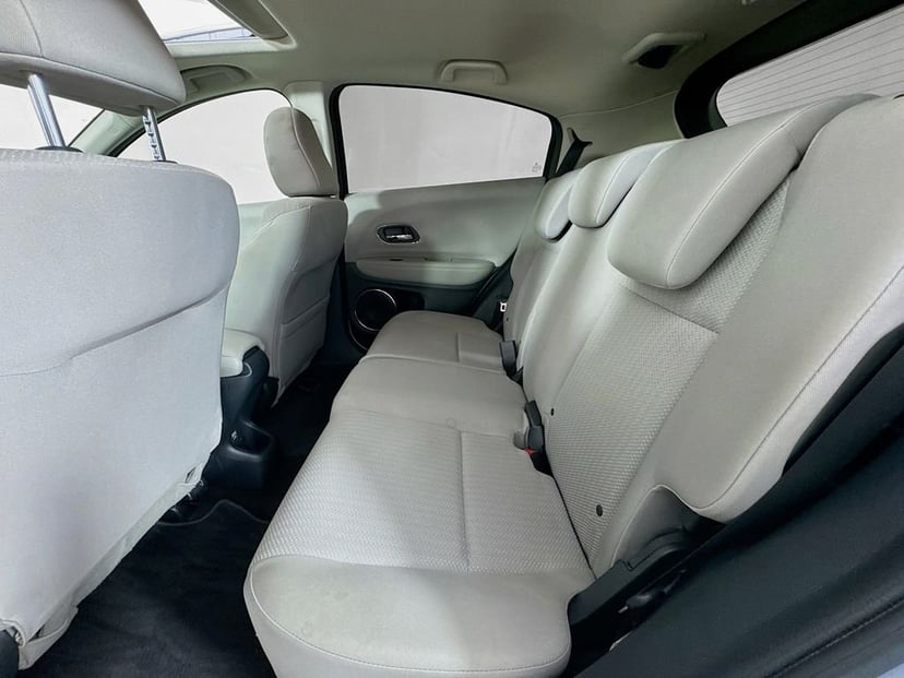 2018 Honda HR-V - Image 32