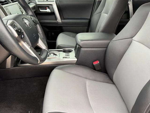 2023 Toyota 4RUNNER - Image 9