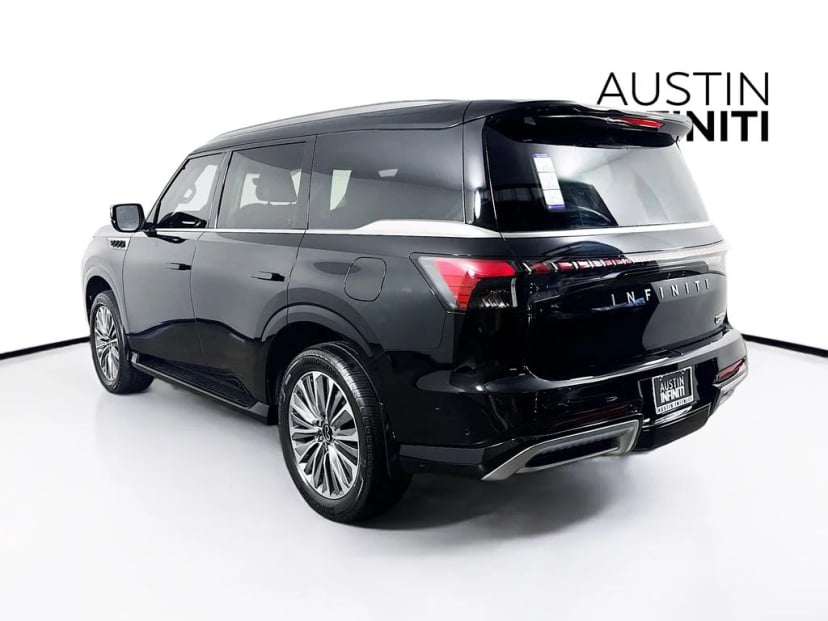 2026 INFINITI QX80 - Image 5