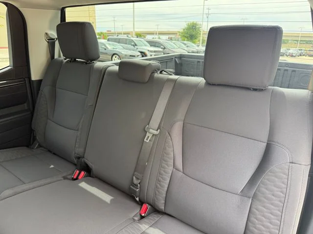 2024 Toyota Tundra - Image 30