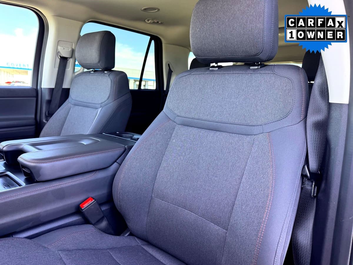 2025 Ford Expedition Max - Image 13