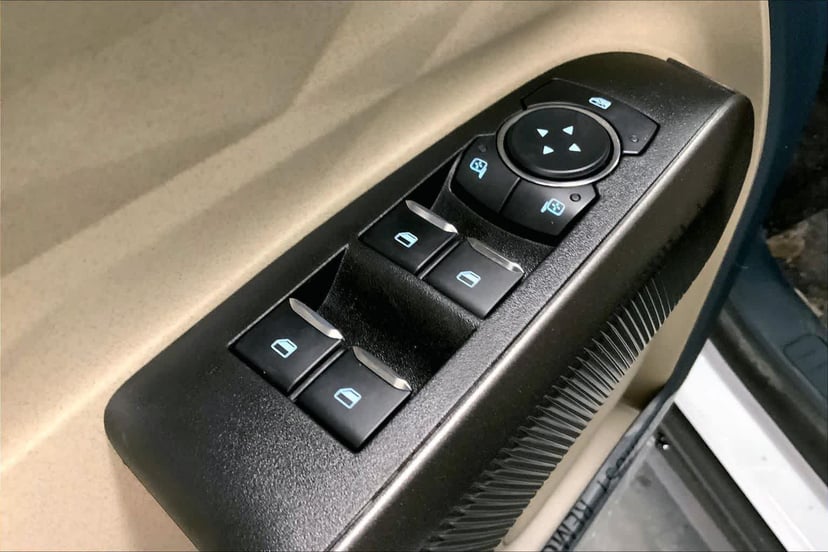 2026 Ford Maverick - Image 17