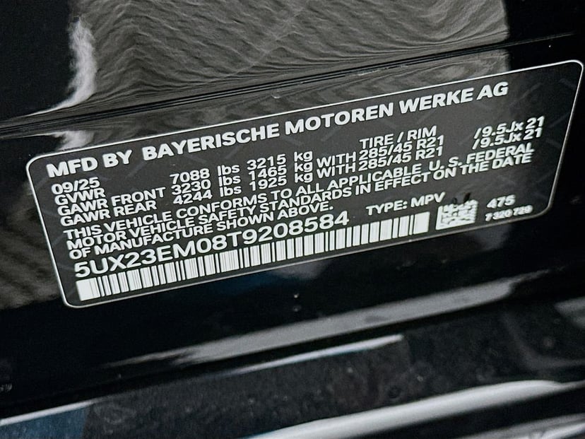 2026 BMW X7 - Image 24