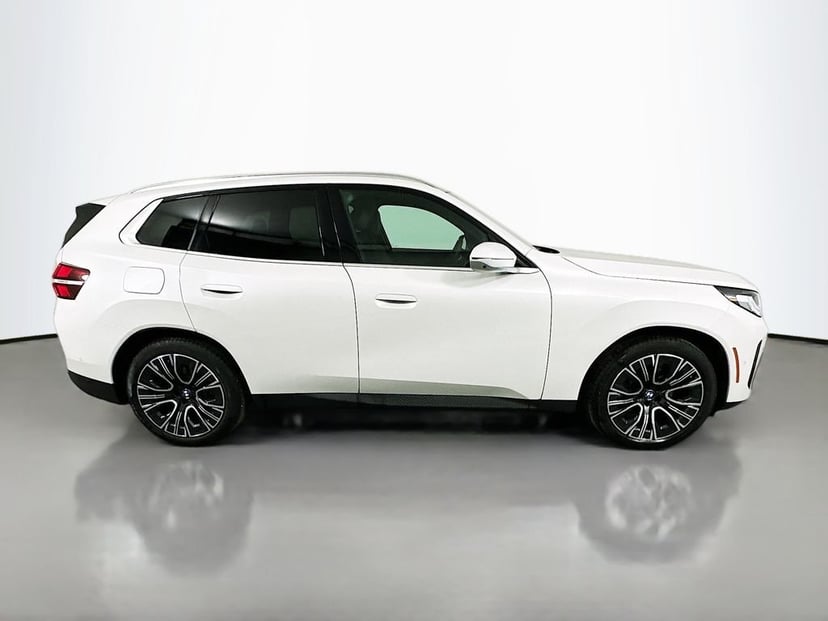 2025 BMW X3 - Image 4