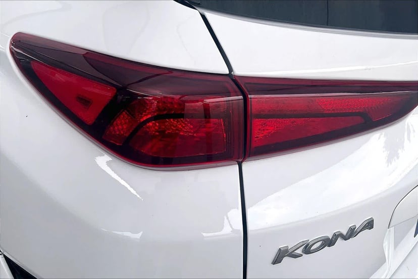 2022 Hyundai Kona - Image 28