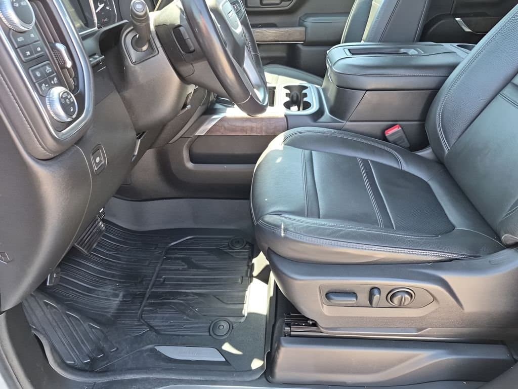 2022 GMC Sierra 2500HD - Image 32