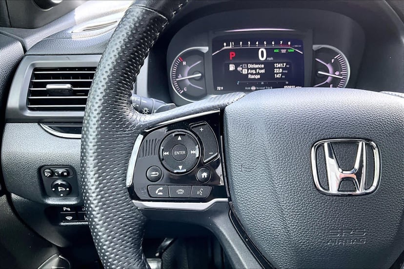 2023 Honda Passport - Image 24