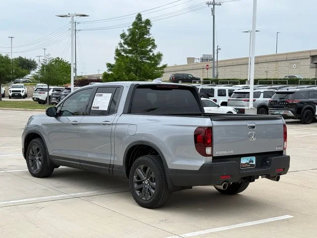 2023 Honda Ridgeline - Image 8