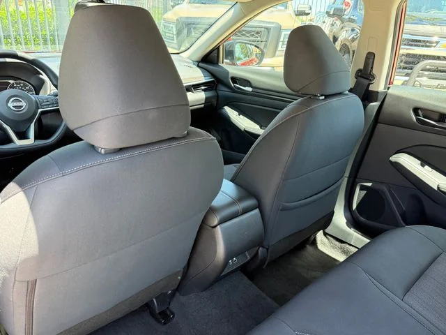 2025 Nissan Altima - Image 25