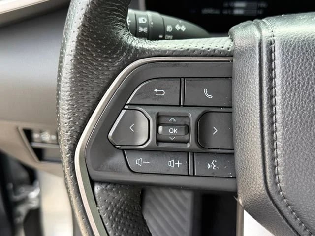 2025 Toyota Tundra - Image 17
