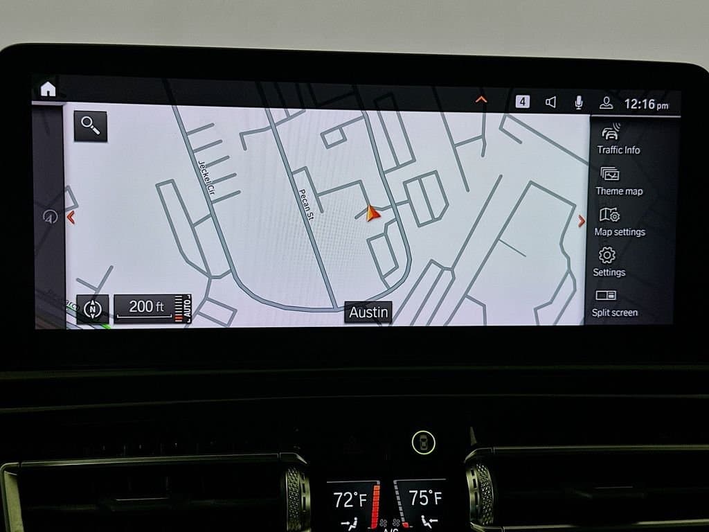 2023 BMW 8 Series - Image 13