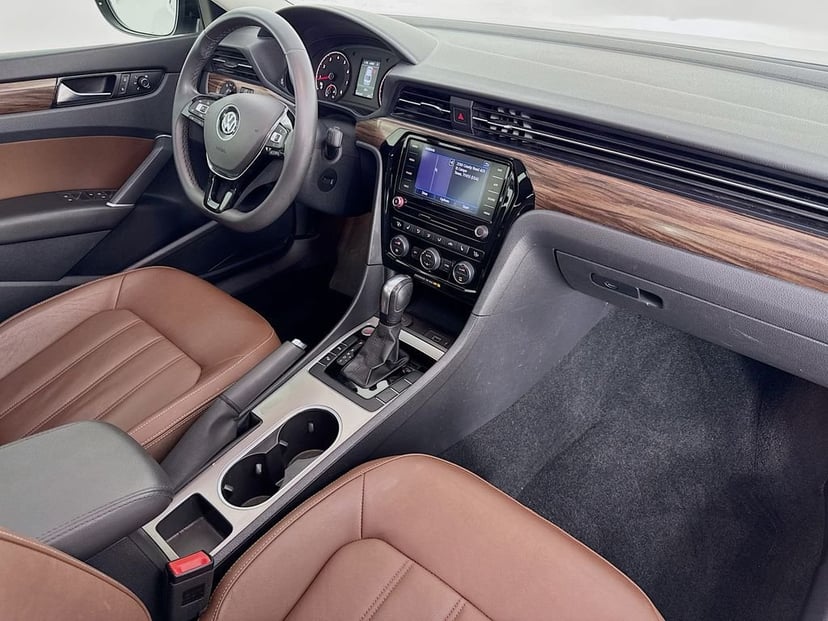 2022 Volkswagen Passat - Image 35