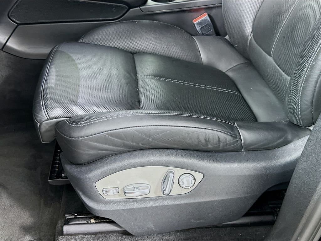 2015 Porsche Macan - Image 20